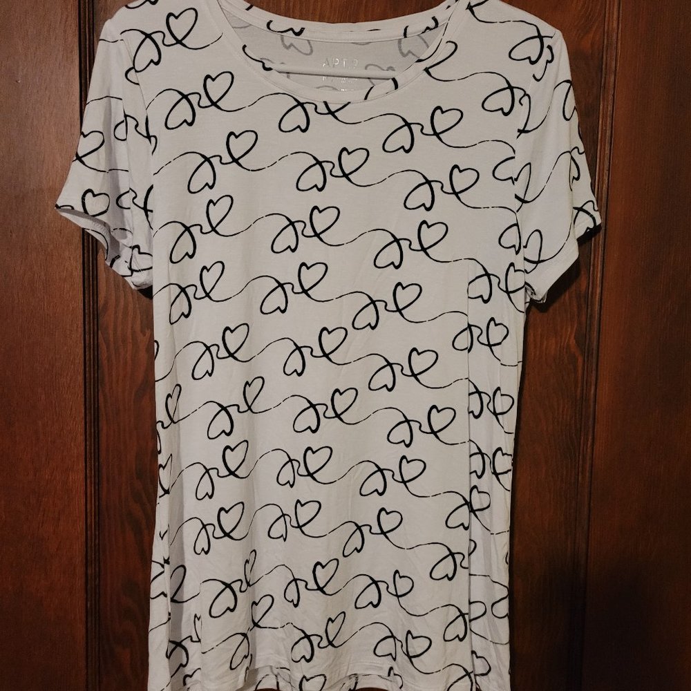 Womans short sleeve heart shirt